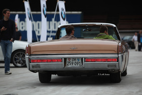 Lincoln Continental Convertible an der Dolder Classics vom Juni 2013 - gradlinige Gestaltung, kaum eine Kurve (1962)