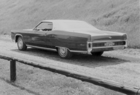 Lincoln Continental Coupé (1972) - auch ein zweitüriger Continental, aber kein Mark