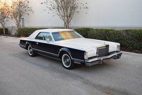 Lincoln Continental Mark V Bill Blass Edition (1979) - als Lot 1006 an der RM Auction Fort Lauderdale am 6./7. April 2018