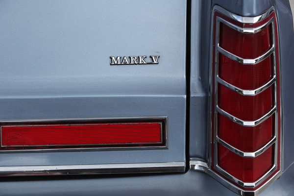 Lincoln Continental Mark V Givenchy Designer Edition (1979) - die fünfte Auflage des Continental - Dolder Classics Mai 2019