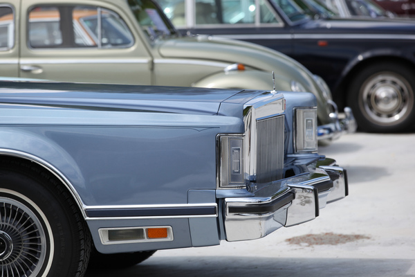 Lincoln Continental Mark V Givenchy Designer Edition (1979) - rund 2000 dieser Fahrzeuge entstanden - Dolder Classics Mai 2019