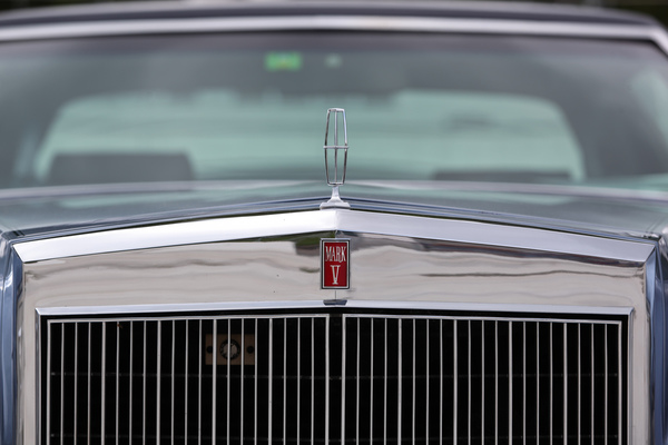 Lincoln Continental Mark V Givenchy Designer Edition (1979) - stilvoll und elegant - Dolder Classics Mai 2019