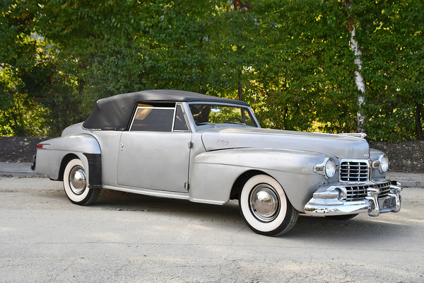Bild: Lincoln Continental V12 Convertible Coupe (1947) - als Lot 150 an der Versteigerung der Oldtimer Galerie Toffen am 15. Oktober 2022