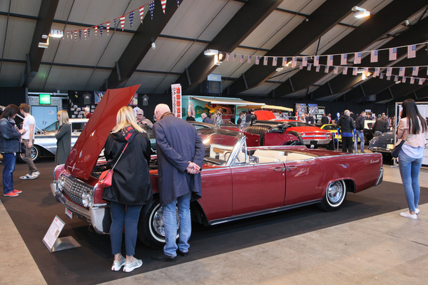 Lincoln Contintental - seltenes viertüriges Cabriolet bei Surber - Swiss Classic World Luzern 2019