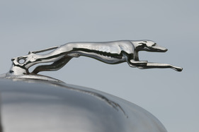 Lincoln Model K V12 LeBaron Coupe (1936) - ein Windhund als Kühlerfigur