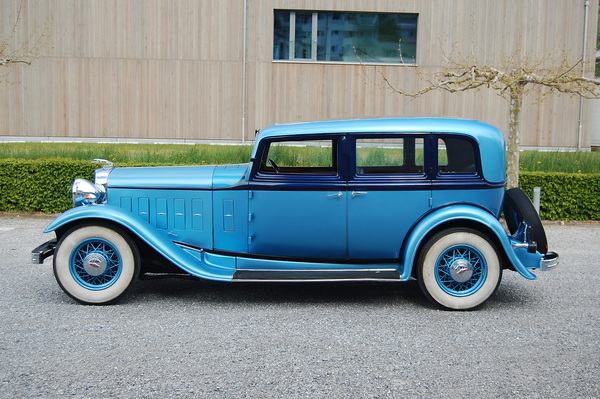 Lincoln Model KA Town Sedan (1932) - offered at the auction of the Oldtimer Gallery in Toffen on November 29, 2014