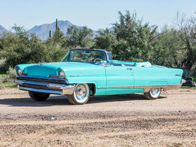 Lincoln Premiere Convertible (1956) - als Lot 004 angeboten an der Bonhams Scottsdale Versteigerung am 17. Januar 2019 Lincoln Premiere Convertible (1956) - als Lot 004 angeboten an der Bonhams Scottsdale Versteigerung am 17. Januar 2019