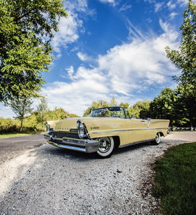 Lincoln Premiere Convertible (1957) - nur zwei Jahre wurde der Premiere auf derselben Basis gebaut