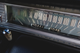 Lincoln Premiere Convertible (1957) - weiterhin mit Bandtacho