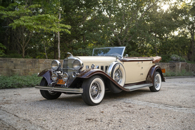 Lincoln Sport Phaeton Custom in the style of Murphy (1932) - Lot 428 an der RM/Sotheby's Hershey Versteigerung vom 4./5. Oktober 2023