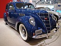Lincoln Zephyr (1937) – mit tropfenförmigen Scheinwerfern