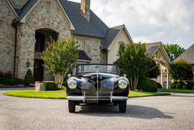 Lincoln-Zephyr Continental Cabriolet (1940) - Lot 259 an der RM/Sotheby's Hershey Versteigerung vom 4./5. Oktober 2023