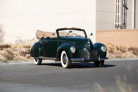 Lincoln-Zephyr Convertible Sedan (1938) - als Lot 233 an der RM/Sotheby's-Amelia-Island-Versteigerung am 6./7. März 2020
