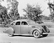 Lincoln Zephyr Fordor Sedan V12 (1936) - Limousine mit vier Türen (© Ford Motor Company, 1936) Lincoln Zephyr Fordor Sedan V12 (1936) - Limousine mit vier Türen (© Ford Motor Company, 1936)