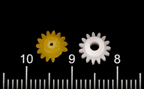 Links die Ursache des Übels – Tachoüberholung