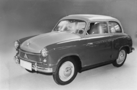 Lloyd 400 Export (1953) - Internationale Automobilausstellung (IAA) in Frankfurt 1953 - Seitenansicht, links