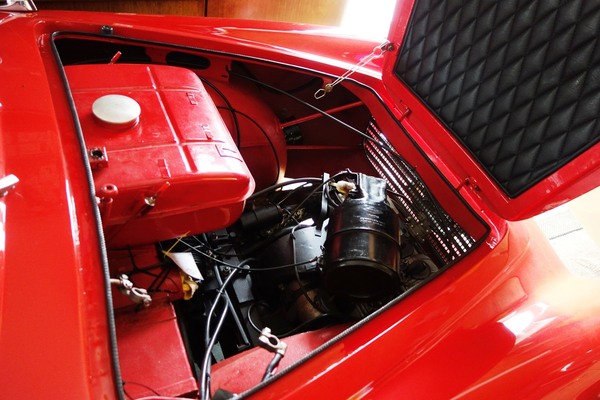 Lloyd Alexander TS Frua (1959) – Hier hätte auch ein grösserer Motor Platz – Zu Besuch in der Sammlung Hilker