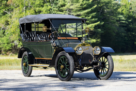 Locomobile Model 38 Five Passenger Tourer (1913) - als Lot 335 an der Bonhams Simeone Museum Philadelphia Versteigerung am 11. Oktober 2020