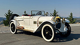 Bild: Locomobile Model 48 Boattail Speedster (1917) - als Lot 290 an der Broad-Arrow-Versteigerung am Monterey Jet Center 2024