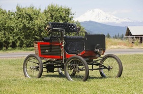 Locomobile Steam Runabout (1899) - an der Bonhams Quail Lodge Auktion vom 14./15. August 2014 als Lot 277