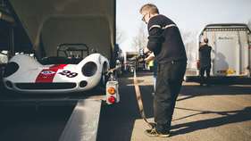 Lola-Chevrolet T70 Spyder (1966) - Surtees Trophy - Goodwood Members' Meeting 2017