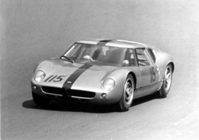 Lola GT (1963) - beim ersten Einsatz auf dem Nürburgring