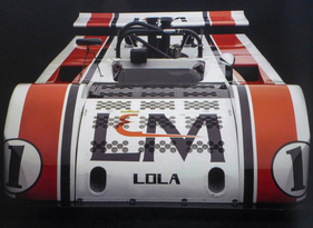 Lola T260 (1971) - Die Löcher sollen Luft nach oben abführen