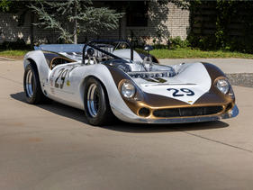 Lola T70 Mk II Spyder (1966) - als Lot 322 an der RM/Sotheby's Monterey Versteigerung am 20. August 2022