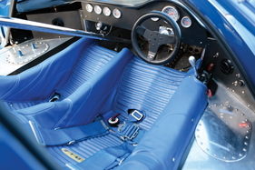 Lola T70 Mk IIIb by Sbarro (1969) - angeboten als Lot 26 an der RM Auction Paris am 5. Februar 2014 Lola T70 Mk IIIb by Sbarro (1969) - angeboten als Lot 26 an der RM Auction Paris am 5. Februar 2014