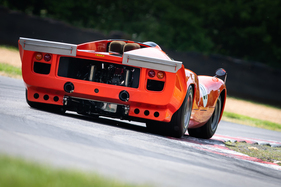 Lola T70 Mk3B (1970) - Feld "GT" - Masters Historic Festival Brands Hatch 2023