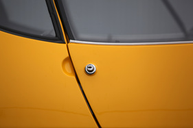 Lombardi 850 Grand Prix (1970) - Türöffner wie beim Fiat 850 Spider