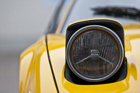 Lombardi 850 Grand Prix (1970) - der offene Klappscheinwerfer ragt weit empor