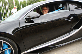 Lord March war der erste "Zivilist", der den Bugatti Chiron fahren durfte - er war begeistert - Goodwood Festival of Speed 2016 Lord March war der erste "Zivilist", der den Bugatti Chiron fahren durfte - er war begeistert - Goodwood Festival of Speed 2016