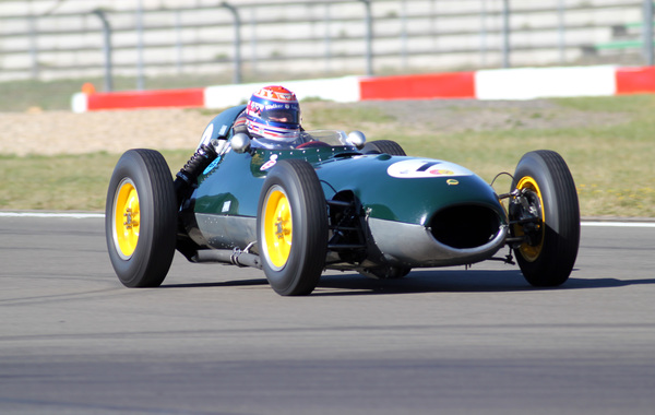 Lotus 16 (1959) - im Rennen R5 der "Historic Grand Prix Cars bis 1960" am AvD Oldtimer Grand Prix 2013