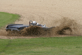 Lotus 23 (1964) - auf Abwegen beim Goodwood Revival 2011