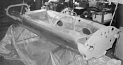 Image: Lotus 25 (1962) - The first Formula 1 monocoque chassis