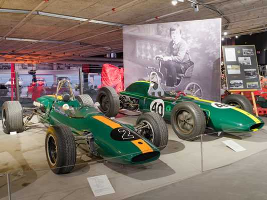 Bild: Lotus 35 Formel 2 und Lotus 24 Formel 1 - Sonderausstellung Lotus 2023/2024 - Pantheon Basel