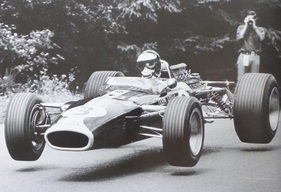 Lotus 49 (1967) – Abgehobenes Lotus-Leichtgewicht auf dem Nürburgring 1967