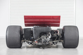 Lotus 72 (1970) - war für die Konkurrenz damals ein üblicher Anblick