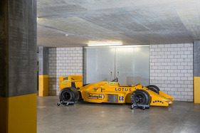 Lotus 99 (1987) - mit Kohlefaser-Monocoque Lotus 99 (1987) - mit Kohlefaser-Monocoque