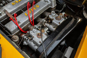 Lotus Elan GT (1966) – Zwei Weber-Doppelvergaser versorgen den Vierzylinder mit Gemisch