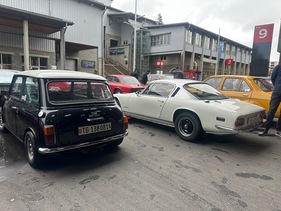 Lotus Elan Plus2 und Mini - Oldtimermesse St. Gallen