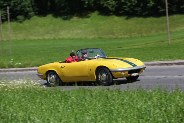 Lotus Elan S2 (1964) - auf der Ausfahrt am Samstag - Oldtimer in Obwalden (O-iO) 2019