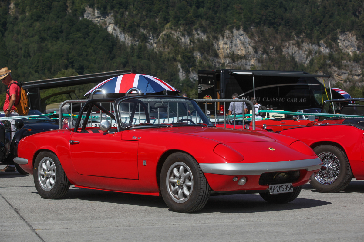 Lotus Elan S2 (1965) - as convertible with retrofitted roll bar - BCM 2022