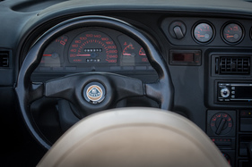 Lotus Elan S2 (1995) - Cockpit mit Instrumenten wie im Opel Vectra