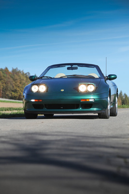 Lotus Elan S2 (1995) - breitbeinig und mit Klappscheinwerfern