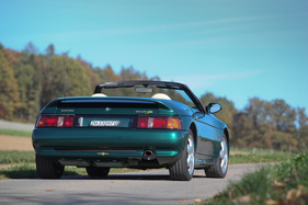 Lotus Elan S2 (1995) - hohes Heck, Kennzeichen unter Plexiglas