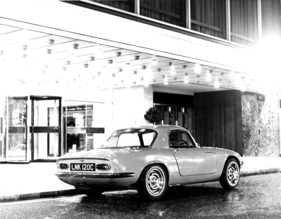 Lotus Elan S3 (1965) - das Coupé noch ohne Entlüftungsöfffnung hinter der Seitenscheibe