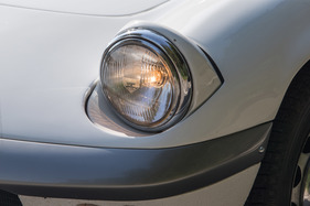 Lotus Elan S4 Coupé (1969) - Die Klappscheinwerfer wurden per Unterdruck geöffnet/geschlossen