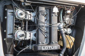 Lotus Elan S4 Coupé (1969) - Doppelnockenwellen-Motor mit 1,6 Liter Hubraum
